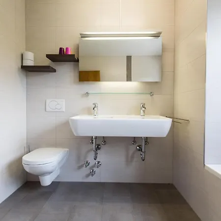 Haus Jonghof 아파트 *